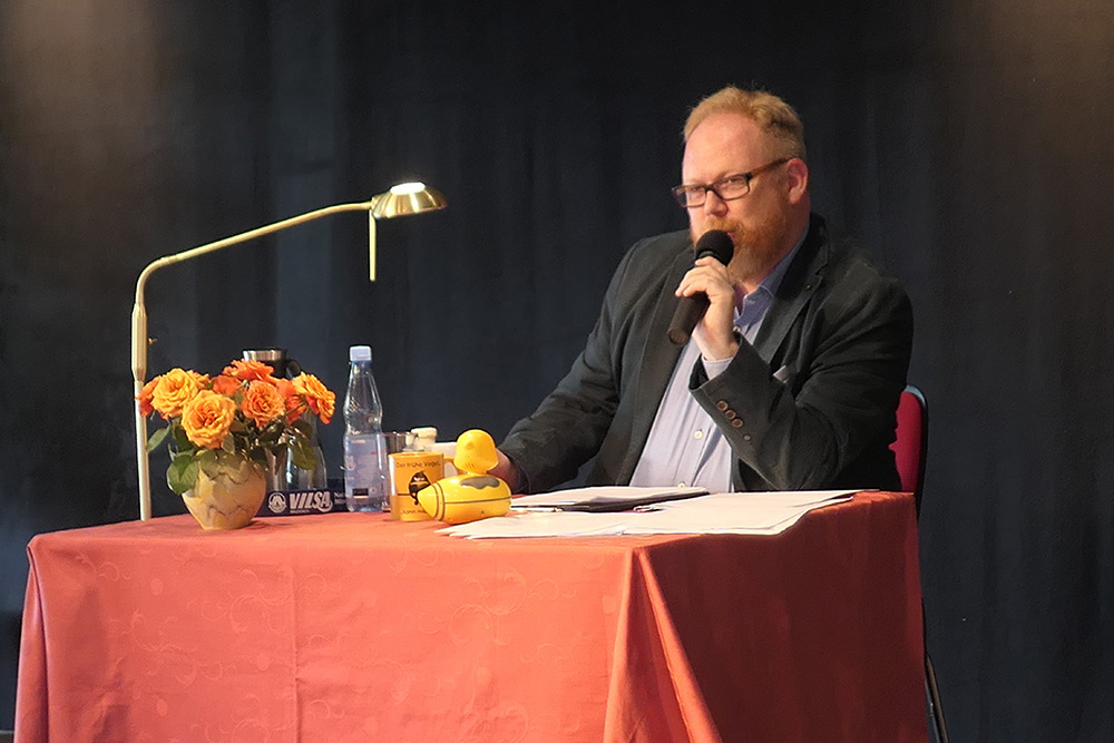 Moderator Lars Cohrs zu Gast im Heimatverein Eystrup
